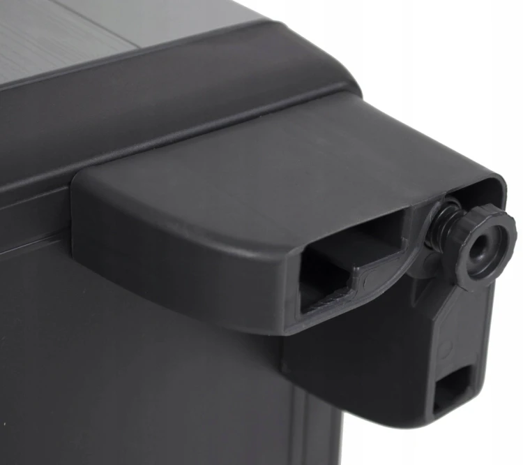 Wysoka szafa gospodarcza Keter PRO