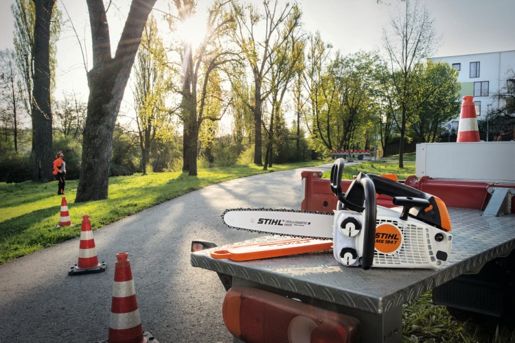 MS 231 Pilarka spalinowa,35cm/14", 2,7 KM
