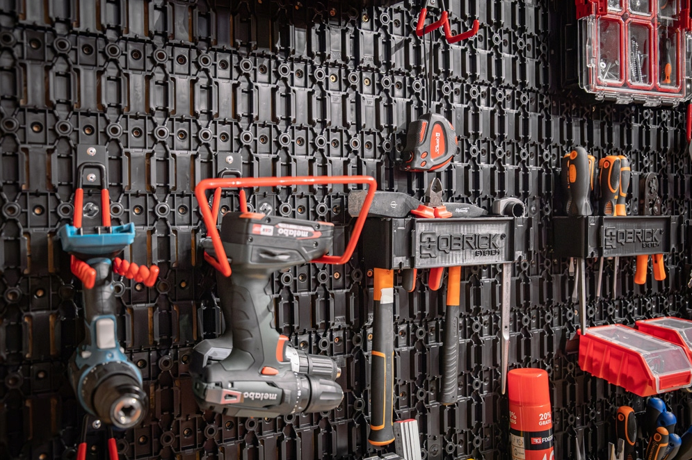 2 x QBRICK SYSTEM CUSTOM Pegboard detal