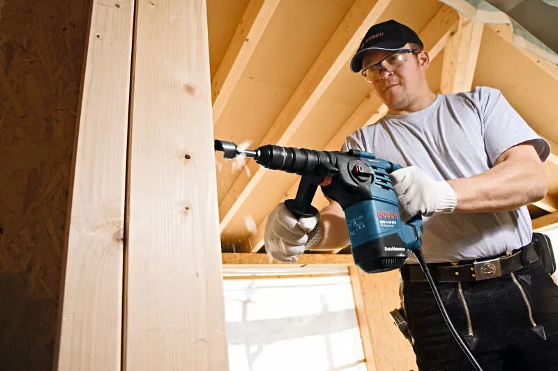 Bosch Professional GBH 3-28 DRE Vibration Control i konstrukcja typu L
