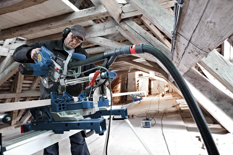 Bosch GCM 8 SJL laser posuw i dwupunktowe odsysanie pyłu